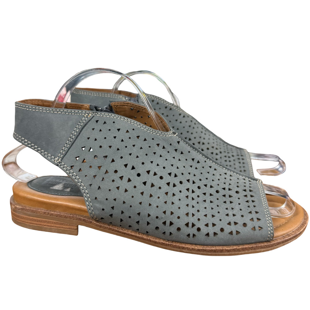 Comfortiva Delsie Blue Perforated Side Zip Sandals Slingback Leather Shoes 9.5